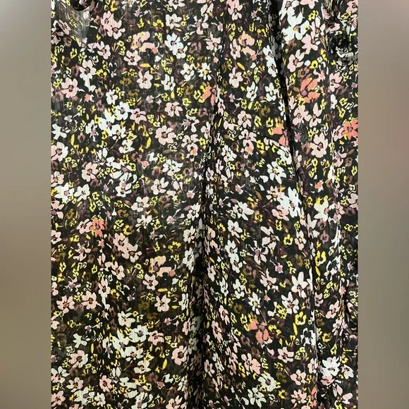 Terra & Sky 2X Floral Blouse 🌸 - Picture 5 of 8